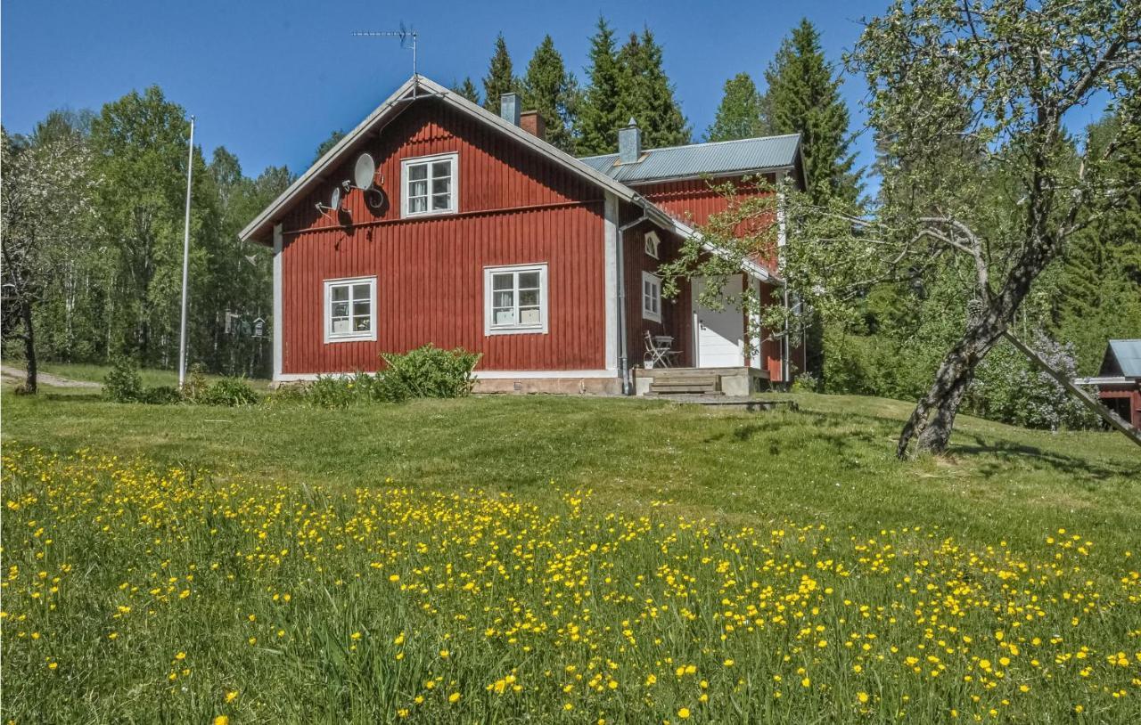 Cozy Home In Lesjoefors With Kitchen Lesjofors Екстер'єр фото