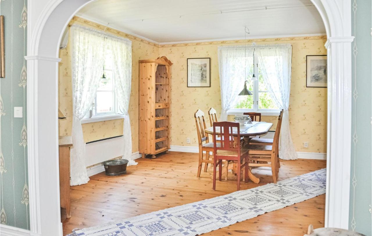 Cozy Home In Lesjoefors With Kitchen Lesjofors Екстер'єр фото